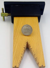 Load image into Gallery viewer, 'New 10p' Coin tie pin/brooch